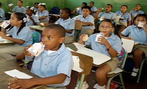dominican school kids free breakfast